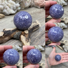 Bild in Galerie-Viewer laden, Lepidolite 40mm Spheres