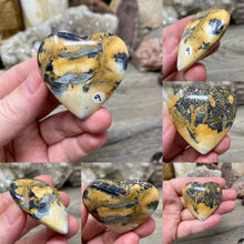 Bild in Galerie-Viewer laden, Maligano Puffy Heart Stones