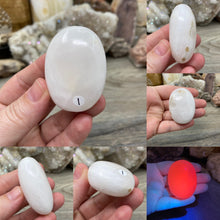 Load image into Gallery viewer, Pink Calcite / Mangano Palm Stones