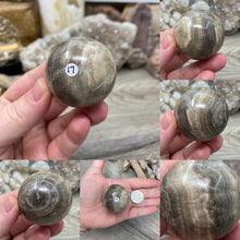 Bild in Galerie-Viewer laden, Zebra Onyx 1.5" Spheres from Mexico