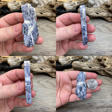 Bild in Galerie-Viewer laden, Sodalite Small Rough Slabs Set #04