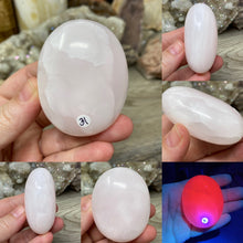 Load image into Gallery viewer, Pink Calcite / Mangano Palm Stones