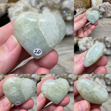 Bild in Galerie-Viewer laden, Aquamarine Pocket Hearts