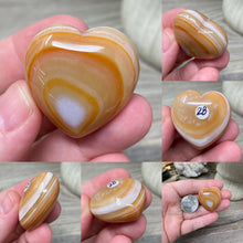 Bild in Galerie-Viewer laden, Carnelian 30mm Hearts