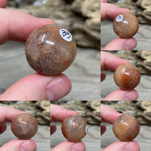 Bild in Galerie-Viewer laden, Carnelian Snakeskin 22mm Spheres