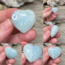 Bild in Galerie-Viewer laden, Aquamarine Pocket Hearts