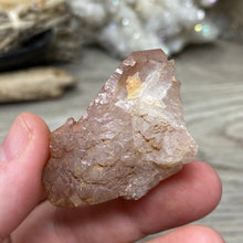 Cargar imagen en el visor de la galería, Red / Tangerine Quartz Cluster #112