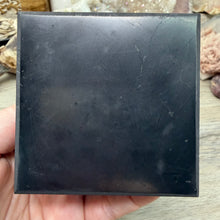 Cargar imagen en el visor de la galería, Shungite 3" Pyramids