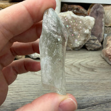 将图像加载到图库查看器中,Prasiolite - Green Amethyst Rough #06