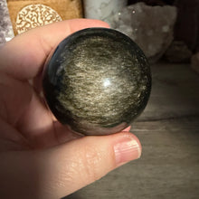 将图像加载到图库查看器中,Gold Sheen Obsidian 54mm Sphere #03