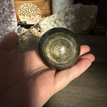 Chargez l'image dans la visionneuse de la galerie, Gold Sheen Obsidian 54mm Sphere #04