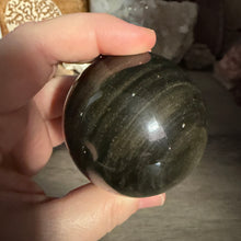 Chargez l'image dans la visionneuse de la galerie, Gold Sheen Obsidian 57mm Sphere #05