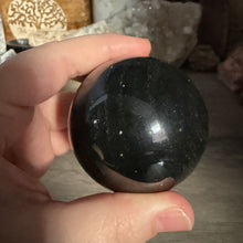 Chargez l'image dans la visionneuse de la galerie, Gold Sheen Obsidian 57mm Sphere #05