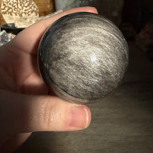 将图像加载到图库查看器中,Silver Sheen Obsidian 60mm Sphere #06
