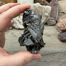 Bild in Galerie-Viewer laden, Hematite with Exposed Golden Rutile #01