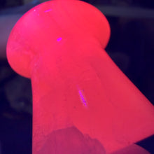 Bild in Galerie-Viewer laden, Pink Calcite / Mangano Calcite Mushroom #04