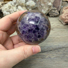 Cargar imagen en el visor de la galería, Chevron Amethyst 60mm Sphere