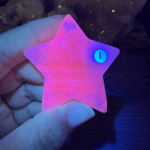 Carica l'immagine nel visualizzatore di Gallery, Pink Calcite / Mangano Calcite 2" Star #01