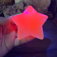 Carica l'immagine nel visualizzatore di Gallery, Pink Calcite / Mangano Calcite 3" Star #05