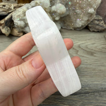 Load image into Gallery viewer, Pink Calcite / Mangano Calcite 3" Star #07