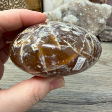 Load image into Gallery viewer, Agate Polished Geode #05