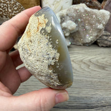 Load image into Gallery viewer, Agate Polished Geode #06