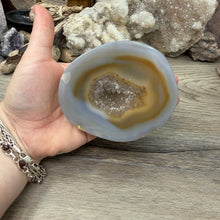 Load image into Gallery viewer, Agate Polished Geode #06