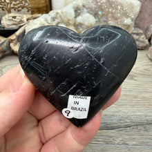 Bild in Galerie-Viewer laden, Black Tourmaline with Hematite Heart #09