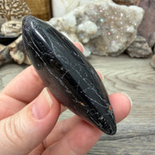 Carica l'immagine nel visualizzatore di Gallery, Black Tourmaline with Hematite Heart #11