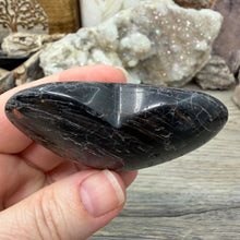 Carica l'immagine nel visualizzatore di Gallery, Black Tourmaline with Hematite Heart #11
