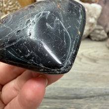 Carica l'immagine nel visualizzatore di Gallery, Black Tourmaline with Hematite Heart #11