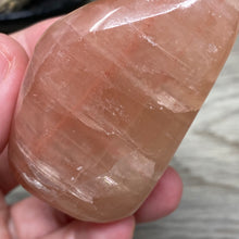 Bild in Galerie-Viewer laden, Rose Calcite Freeform #03