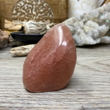 Bild in Galerie-Viewer laden, Rose Calcite Freeform #03