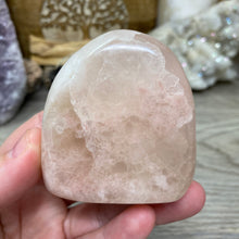 Bild in Galerie-Viewer laden, Rose Calcite Freeform #04