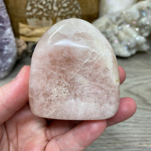 Bild in Galerie-Viewer laden, Rose Calcite Freeform #04