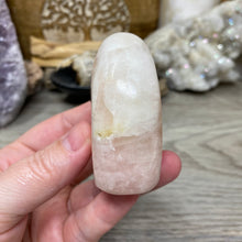 Bild in Galerie-Viewer laden, Rose Calcite Freeform #04