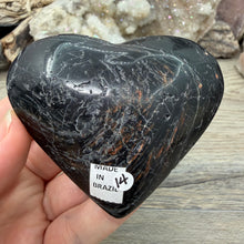 Carica l'immagine nel visualizzatore di Gallery, Black Tourmaline with Hematite Heart #14