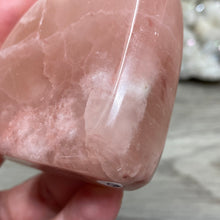 Bild in Galerie-Viewer laden, Rose Calcite Freeform #05