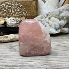 Bild in Galerie-Viewer laden, Rose Calcite Freeform #05