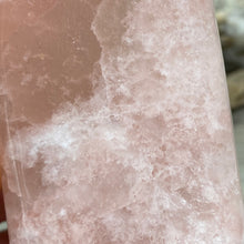 Bild in Galerie-Viewer laden, Rose Calcite Freeform #06