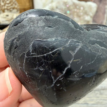 Carica l'immagine nel visualizzatore di Gallery, Black Tourmaline with Hematite Heart #16
