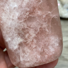 Bild in Galerie-Viewer laden, Rose Calcite Freeform #08