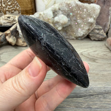 Carica l'immagine nel visualizzatore di Gallery, Black Tourmaline with Hematite Heart #19