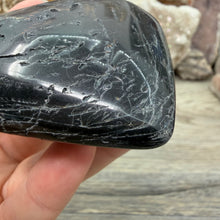Carica l'immagine nel visualizzatore di Gallery, Black Tourmaline with Hematite Heart #19