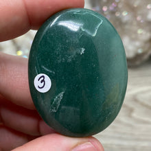 Load image into Gallery viewer, Green Aventurine Pillow Palm Stones