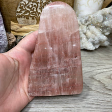 Bild in Galerie-Viewer laden, Rose Calcite Freeform #10