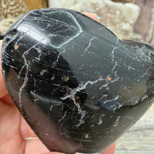 Carica l'immagine nel visualizzatore di Gallery, Black Tourmaline with Hematite Heart #20