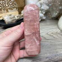 Bild in Galerie-Viewer laden, Rose Calcite Freeform #11