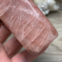 Bild in Galerie-Viewer laden, Rose Calcite Freeform #11
