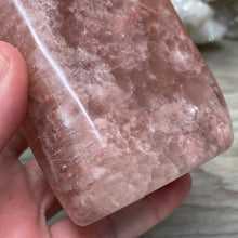 Bild in Galerie-Viewer laden, Rose Calcite Freeform #11